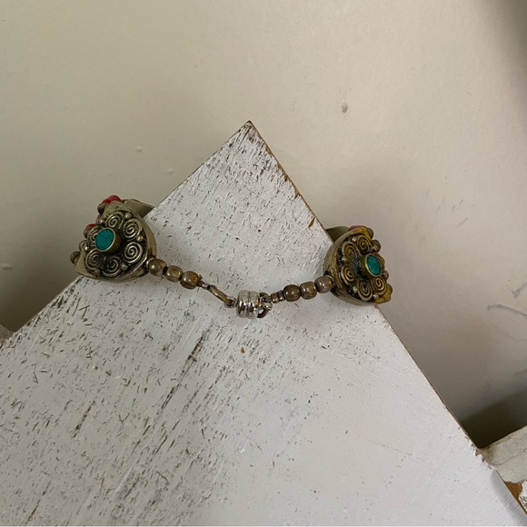 Beautiful bohemian genuine Tibetan beaded bracelet. Turquoise Coral-Jewelry - Picture 3 of 5